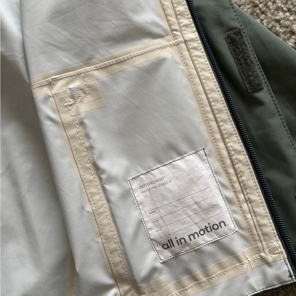 Kids All In Motion Rain/Wind Jacket - Picture 6 of 9